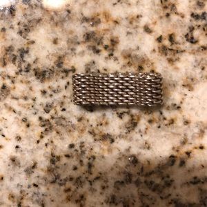 Tiffany’s chain silver ring
